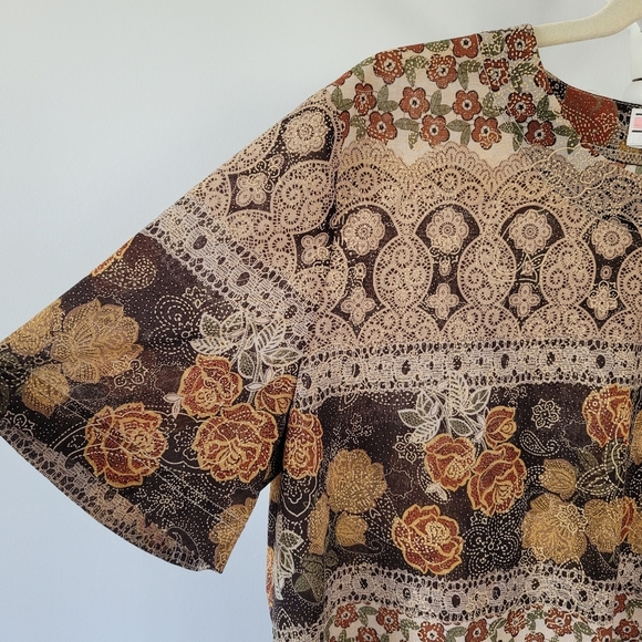 Vintage Grandma SKY 90s Floral Tan & Cream Airy Short Sleeve Top - Picture 3 of 10